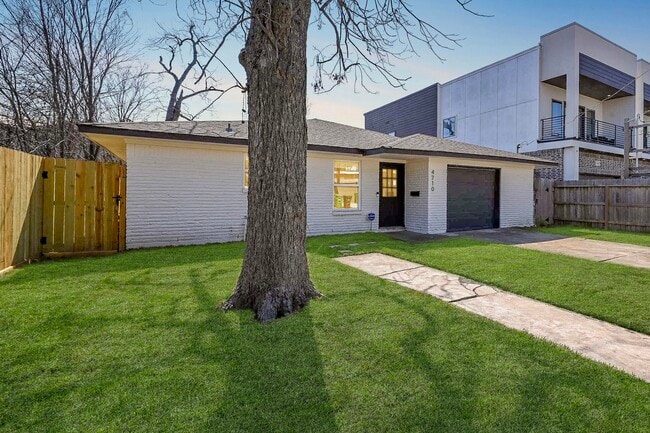 Photo - 4710 Hershe St