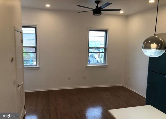 Building Photo - 1902 W Girard Ave Unit 2F