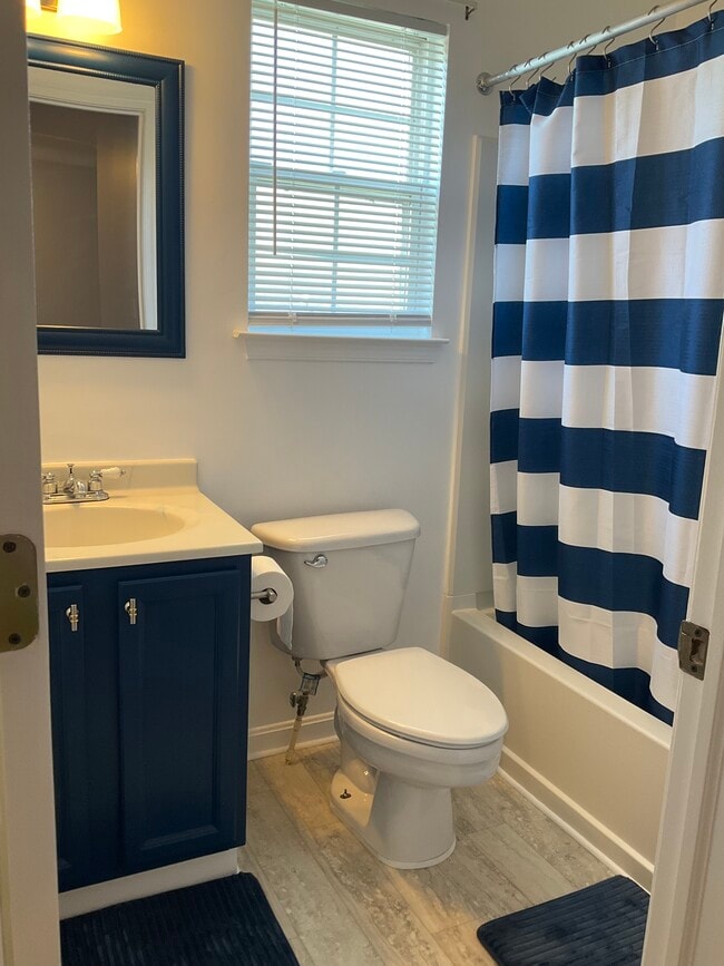 Photo - 631 Widener Ln