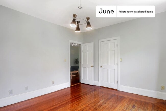 Photo - Room in Shared 4 bed/2 bath home Unit 1B