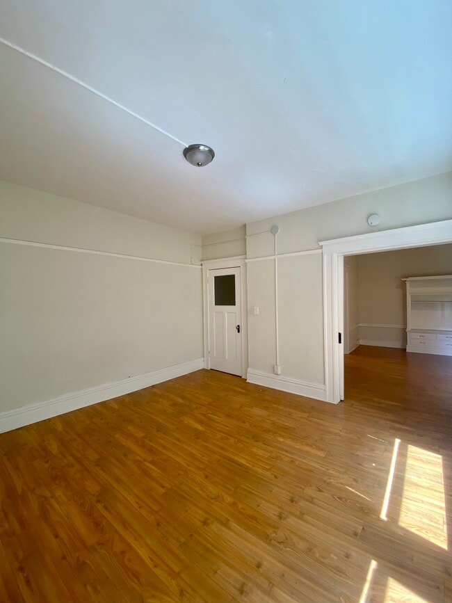 Photo - 3301 Telegraph Ave.