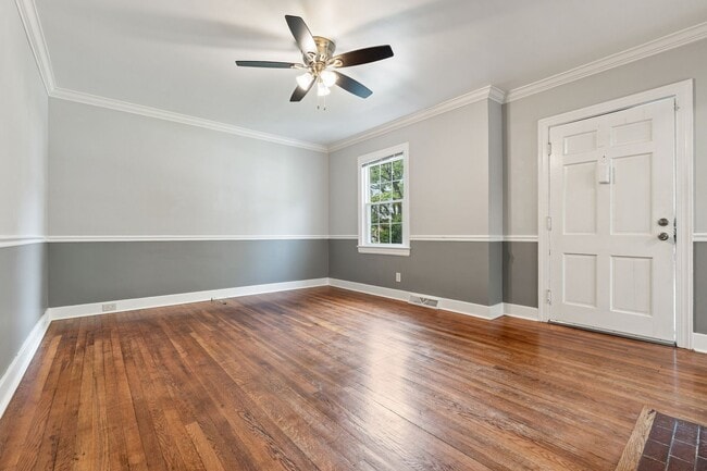 Photo - 2408 Cascadilla St