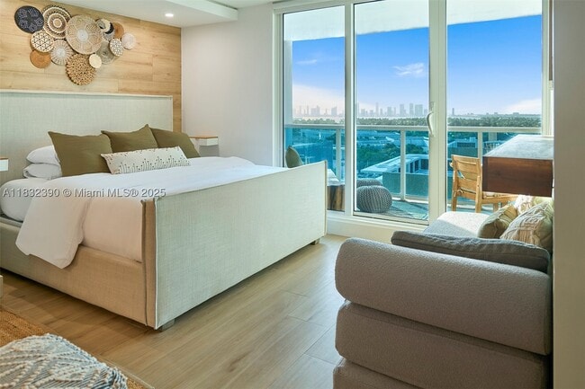 Building Photo - 2301 Collins Ave Unit 1429