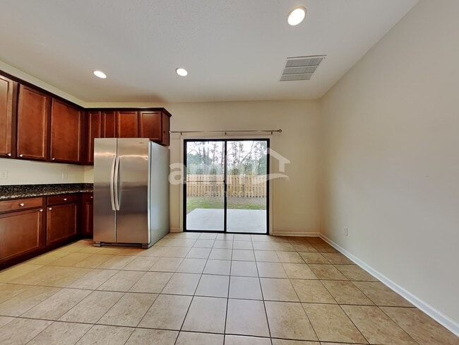 Photo - 235 Buck Run Way