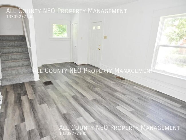 Photo - 1278 Girard St