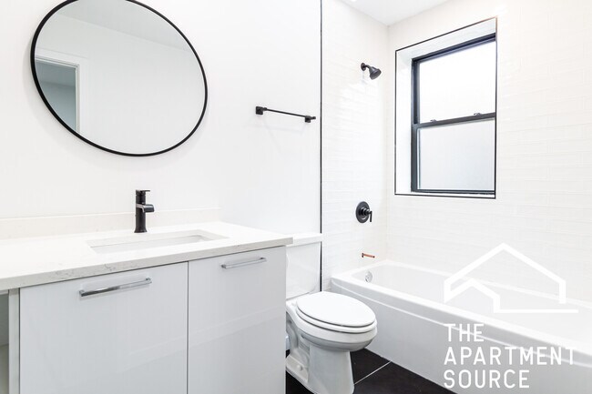Photo - 1426 W Jonquil Ter Unit 3A