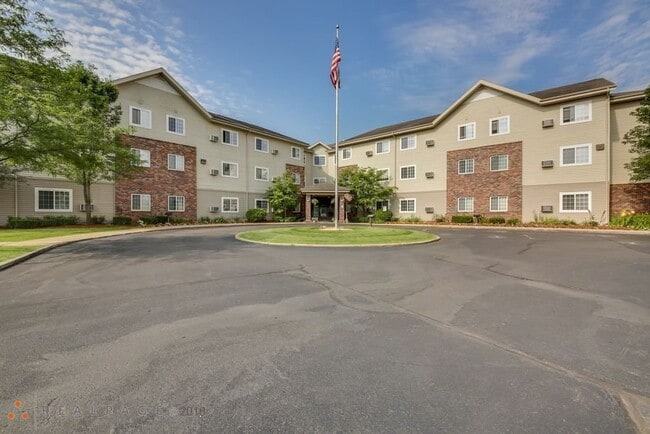Building Photo - 2900 Heritage Pl Dr Unit #2900