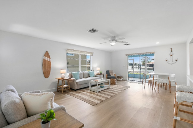 Photo - 174 Trinidad St Unit 174