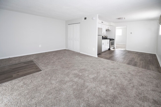 Photo - Sandalwood Apartments