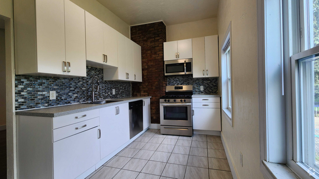 Building Photo - Beautiful 4BR house for rent