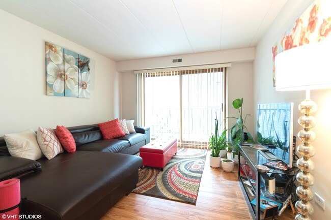 Photo - 4535 Rumsey Ave Unidad 2E