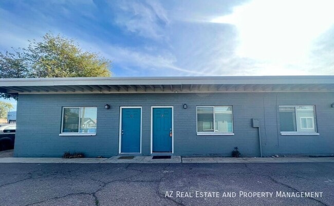 Photo - 1229 W Pierce St Unit 2