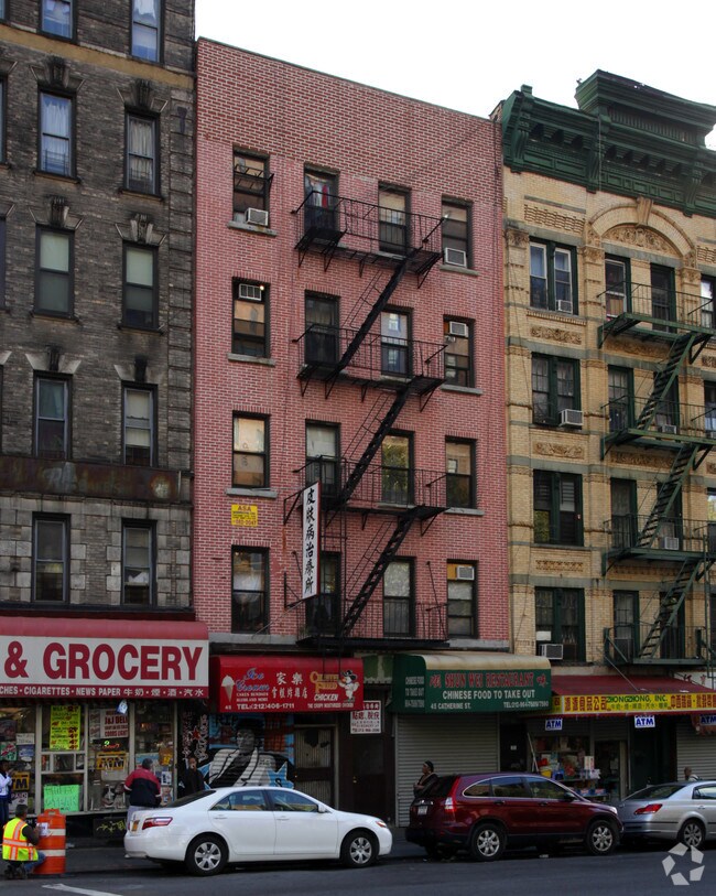 Primary Photo - 45 Catherine St