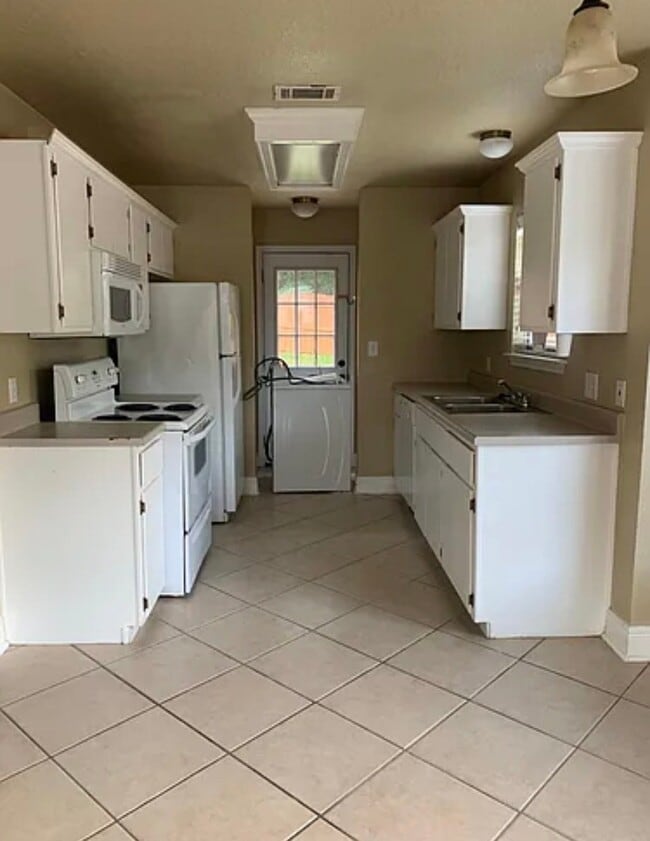 Photo - 137 Bolero Way