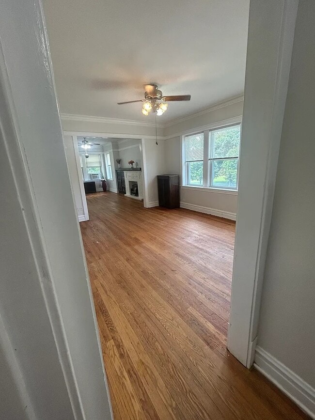 Photo - 5021 W Belden Ave