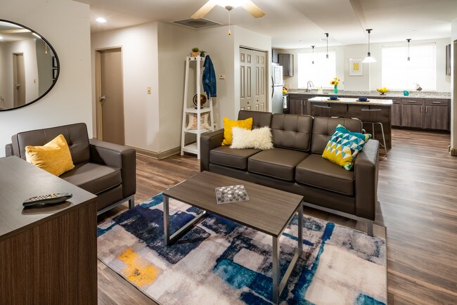 Photo - The Avenue On College