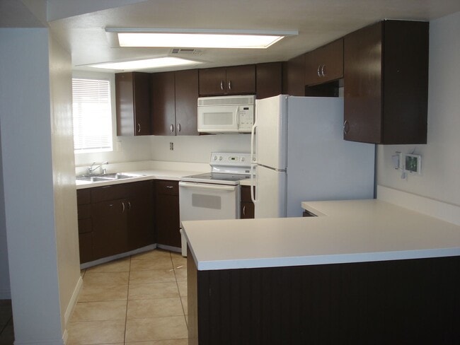 Building Photo - Mountain Vista St Unit MV Condo