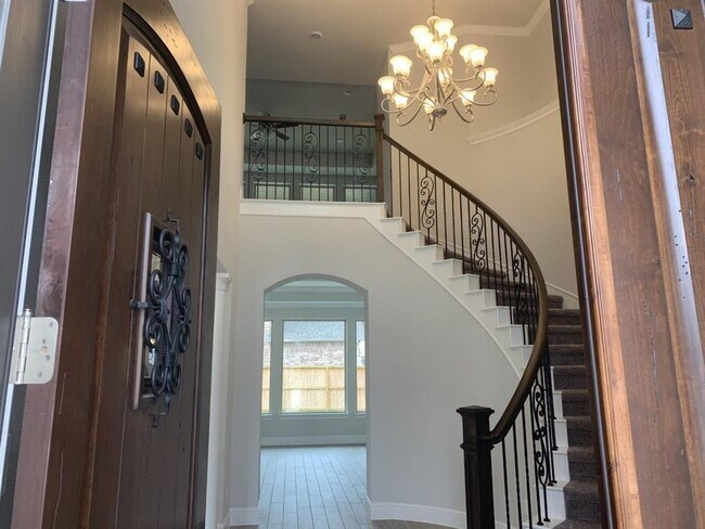 Photo - 6627 Tarrion Bay Ln