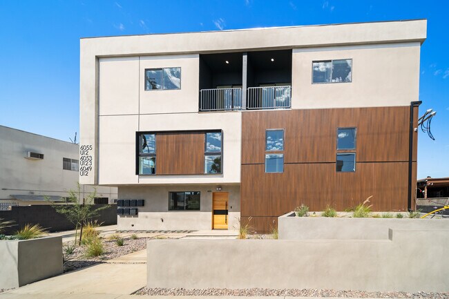 Photo - 6049 Craner Ave