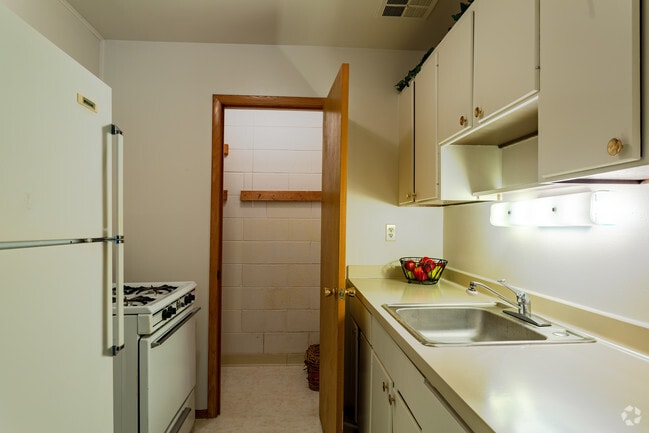 1BR, 1BA - Alcove