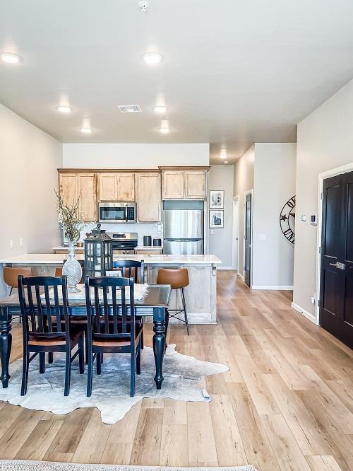 Photo - 222 McCullough St