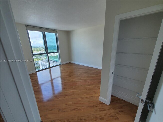 9066 SW 73rd Ct Unit 1808