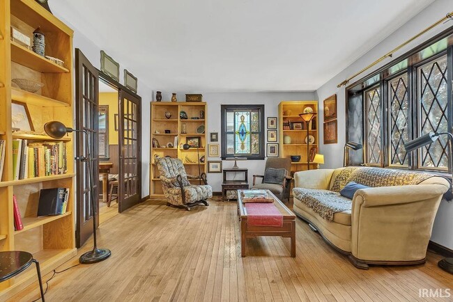 Photo - 4425 E Cambridge Ct