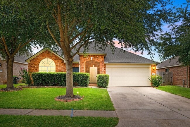 Building Photo - 2008 Golden Creek Ln