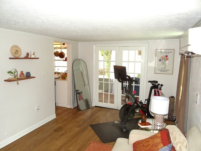 Photo - 1 bed / 1 bath rental in Seminole Heights
