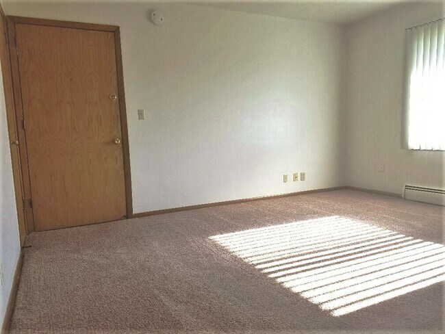 Photo - 7585 Cloman Way Unit 3