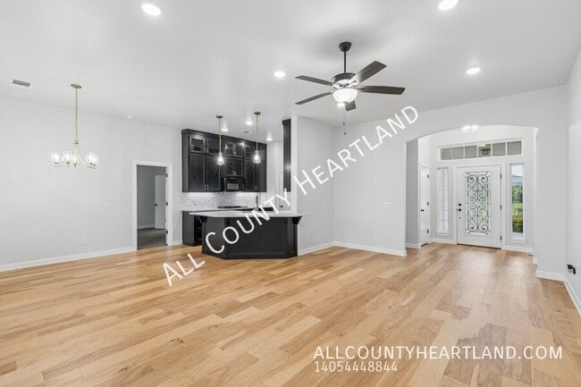 Photo - 612 Firefork Ave