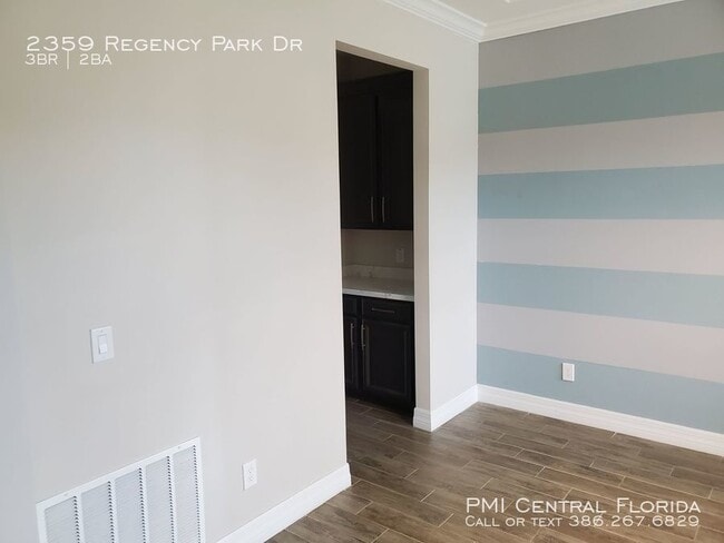 Photo - 2359 Regency Park Dr