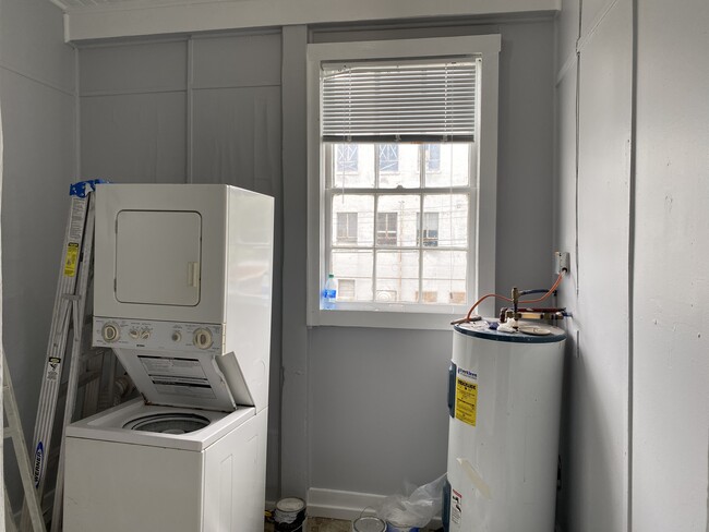 Laundry - 2220 Whitaker Street Apartments Unit B