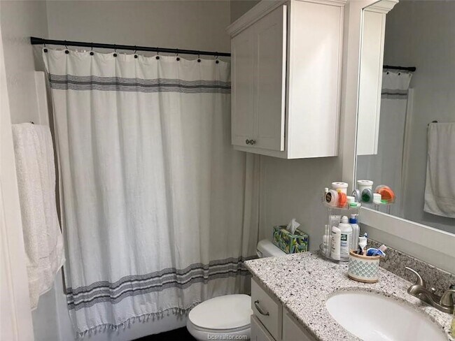 Photo - 3420 Summerway Dr