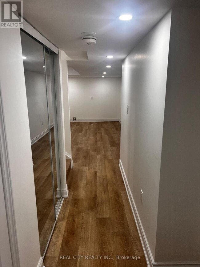 Photo - 1100 Cameo St
