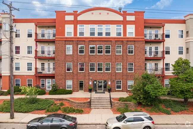 Bottineau Commons and Lofts