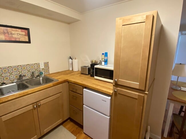Photo - 3 Elaine Dr Unit 3B