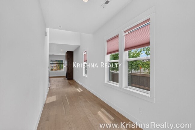 Photo - 7802 NW 156th Ter