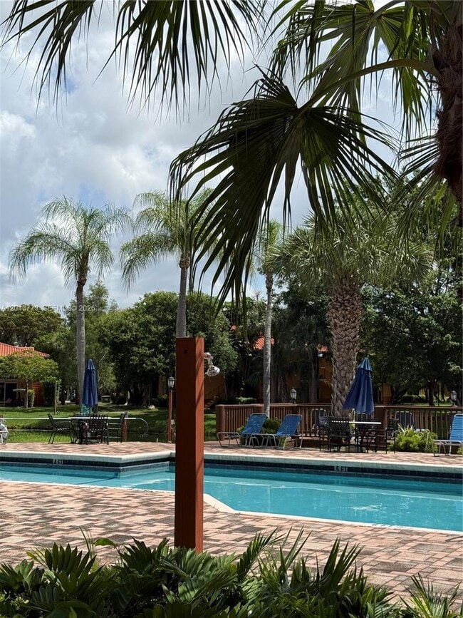 Photo - 10709 Cleary Blvd Unidad 101