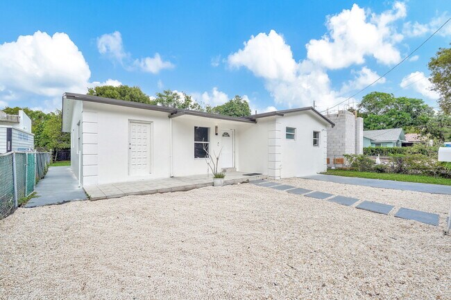 Building Photo - 341 NW 43rd St