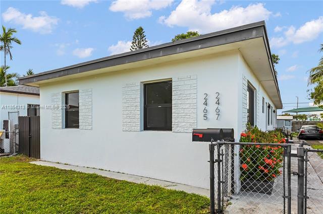 Photo - 2465 NW 35th St