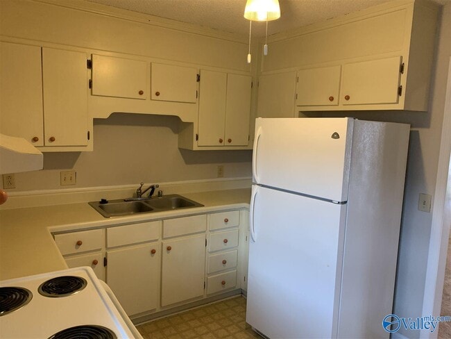 Photo - 8142 Oldfield Rd SW Unit 3