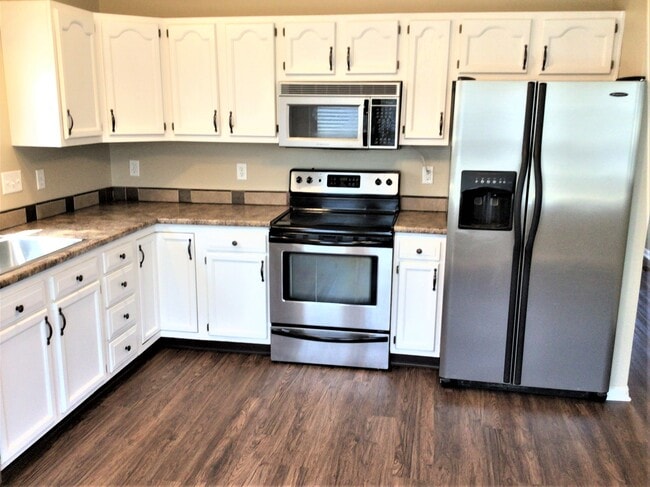 Photo - 221 Choctaw Cir
