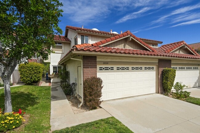 Photo - 19539 Shadow Springs Way