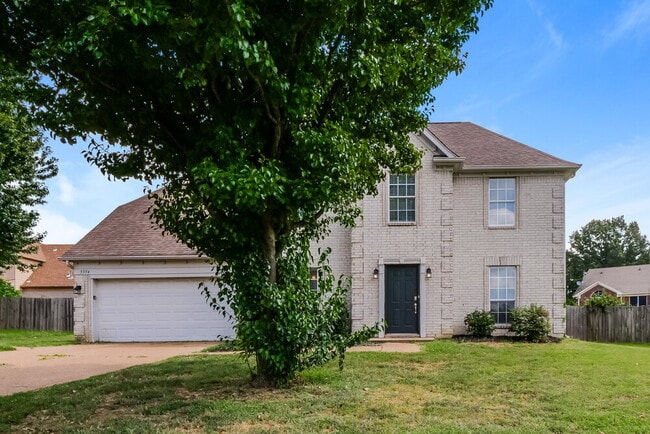 Building Photo - 5554 Lakefront Dr Rental