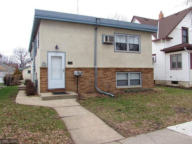 Photo - 136 7th Ave S