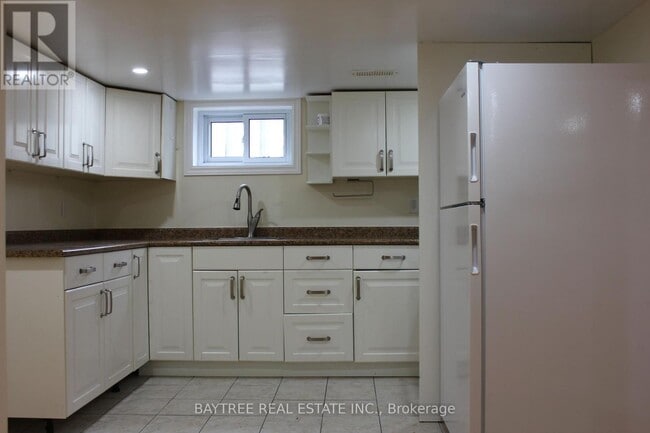 Photo - 226 Beechy Dr