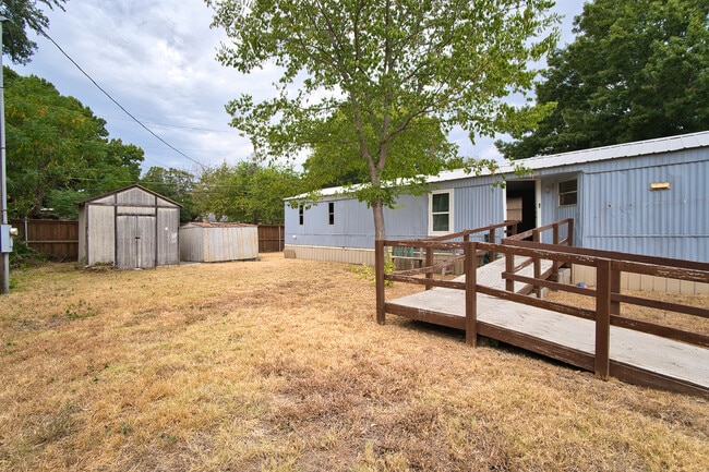 5641 Kimber Ln