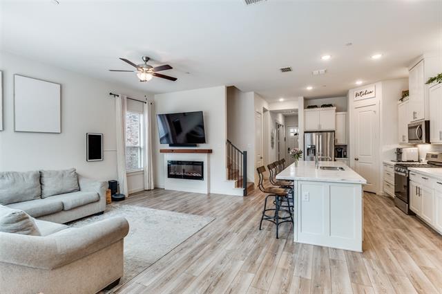 Photo - 4539 English Maple Dr