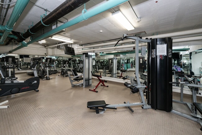 Photo - 850 N Dewitt Pl Unit 14I